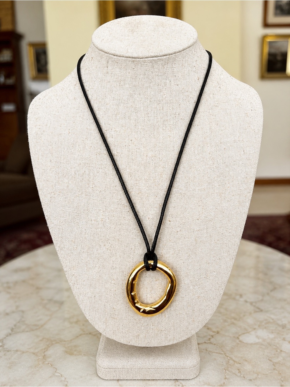Atolea Gold Oro Pendant Necklace – Bold Statement Piece | 18K Gold PVD